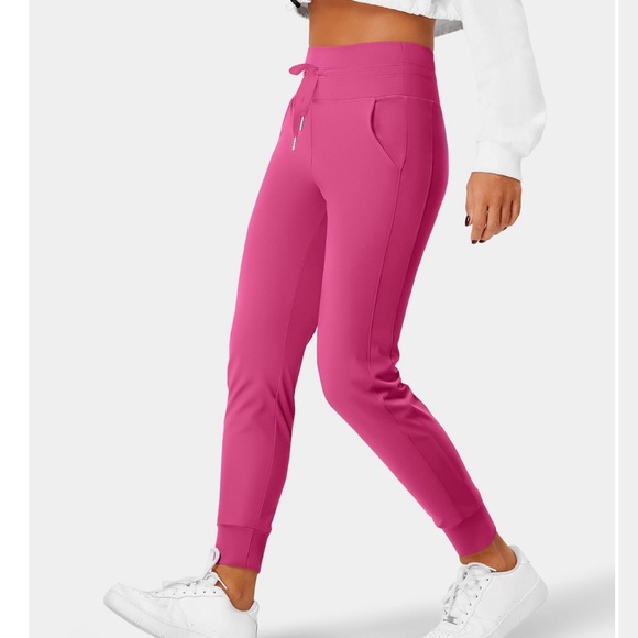 Halara pink joggers - Picture 1 of 5